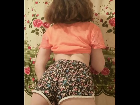 ❤️ Sexig ung babe som strippar av sig sina shorts inför kameran ❤️ Pornvideo at sv.rexporn-com.ru