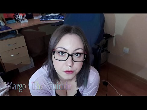 ❤️ Sexig tjej med glasögon suger Dildo djupt på kamera ❤️ Pornvideo at sv.rexporn-com.ru